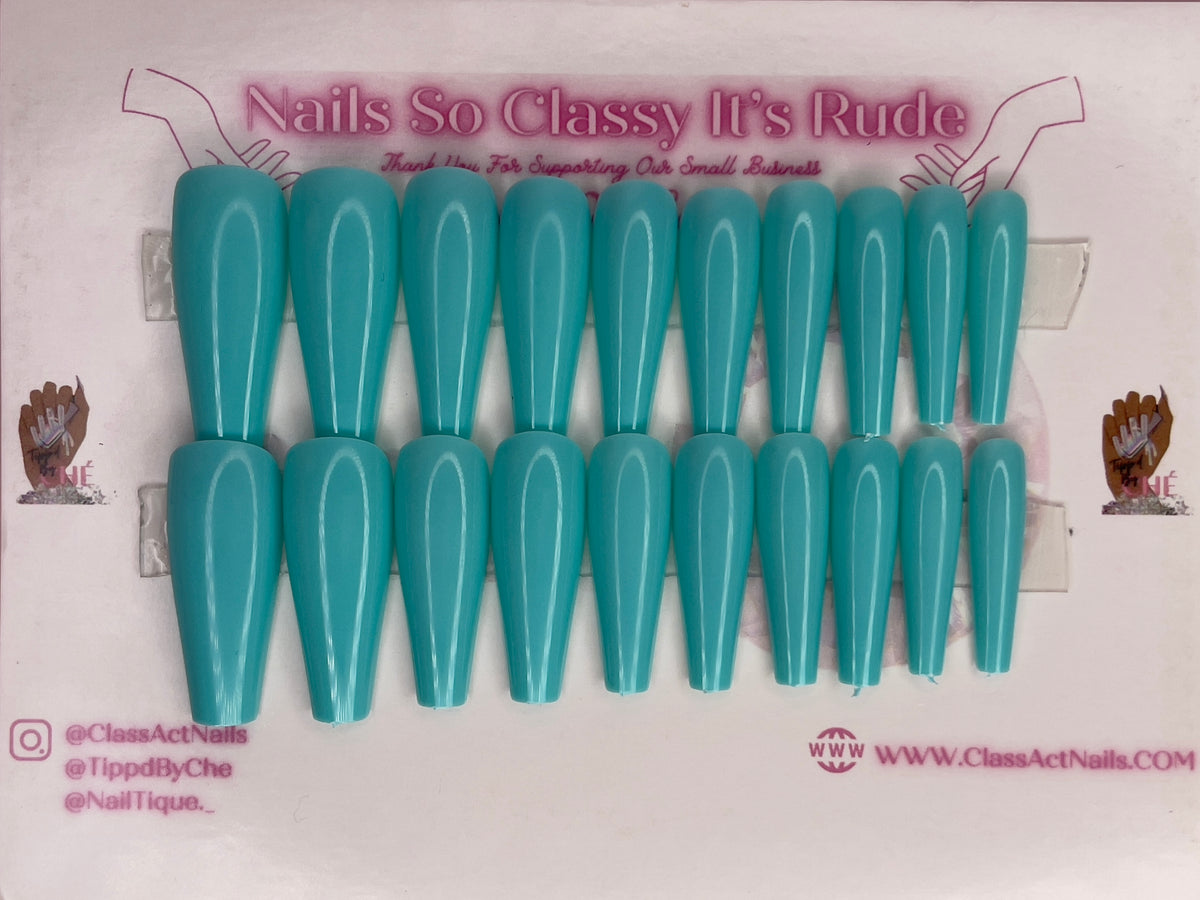 Budget Baddie M Coffin Set