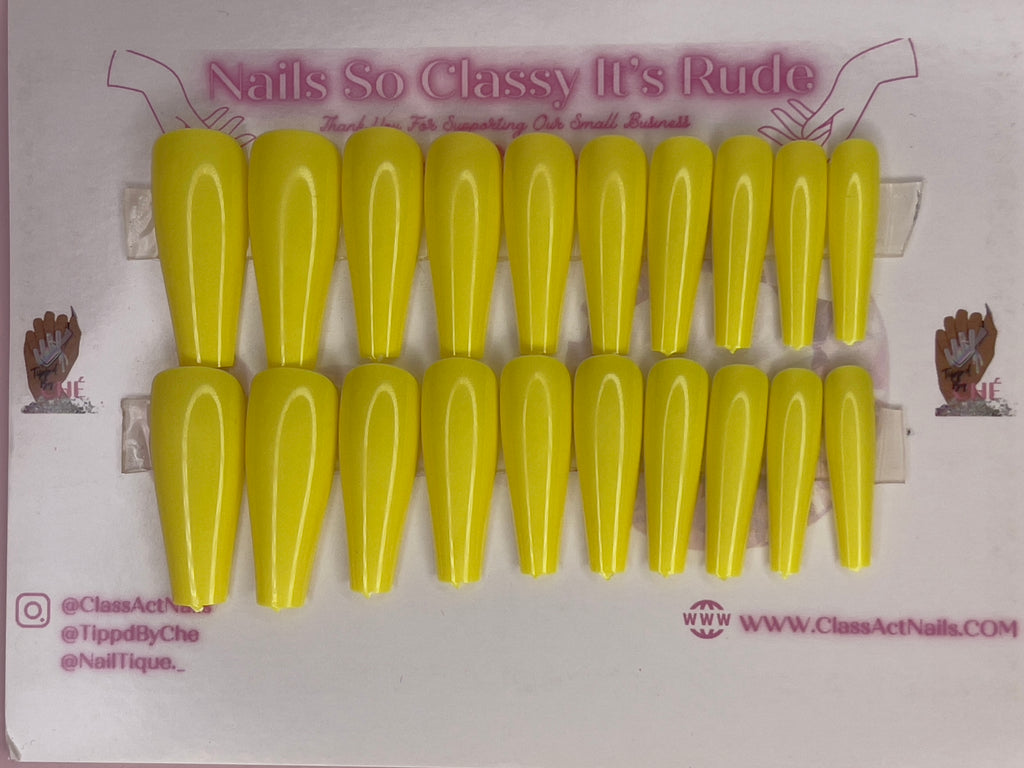 Budget Baddie M Coffin Set